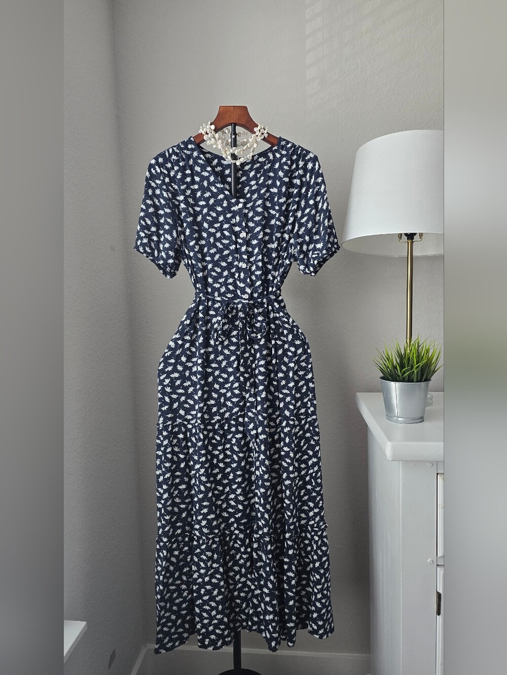 Time and Tru M Navy Floral Midi Dress Button Front Tie Waist POCKETS Worn Once